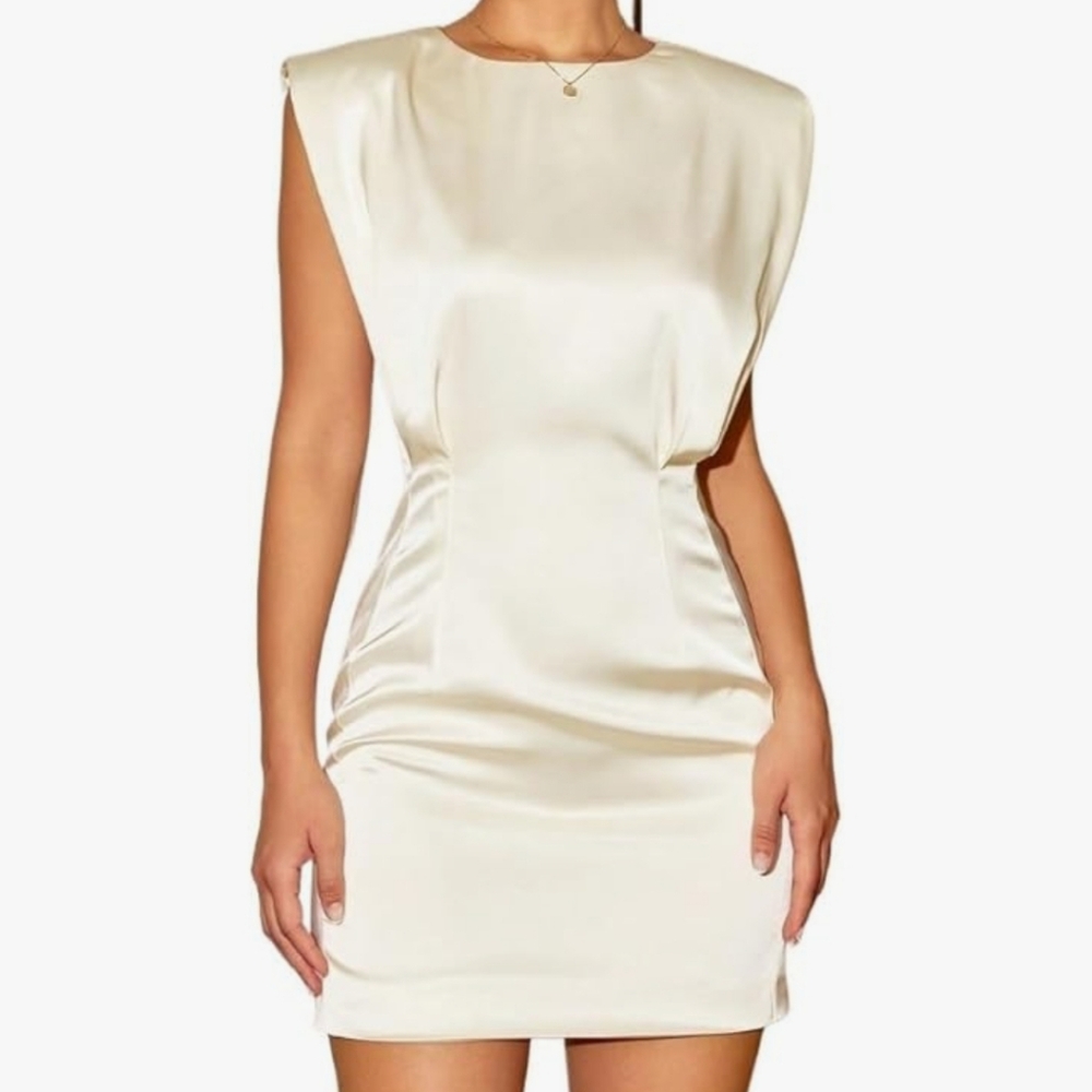 AEL AMYENJOYLIFE Champagne Erika Round Neck Pleated Sleeveless Mini Dress M